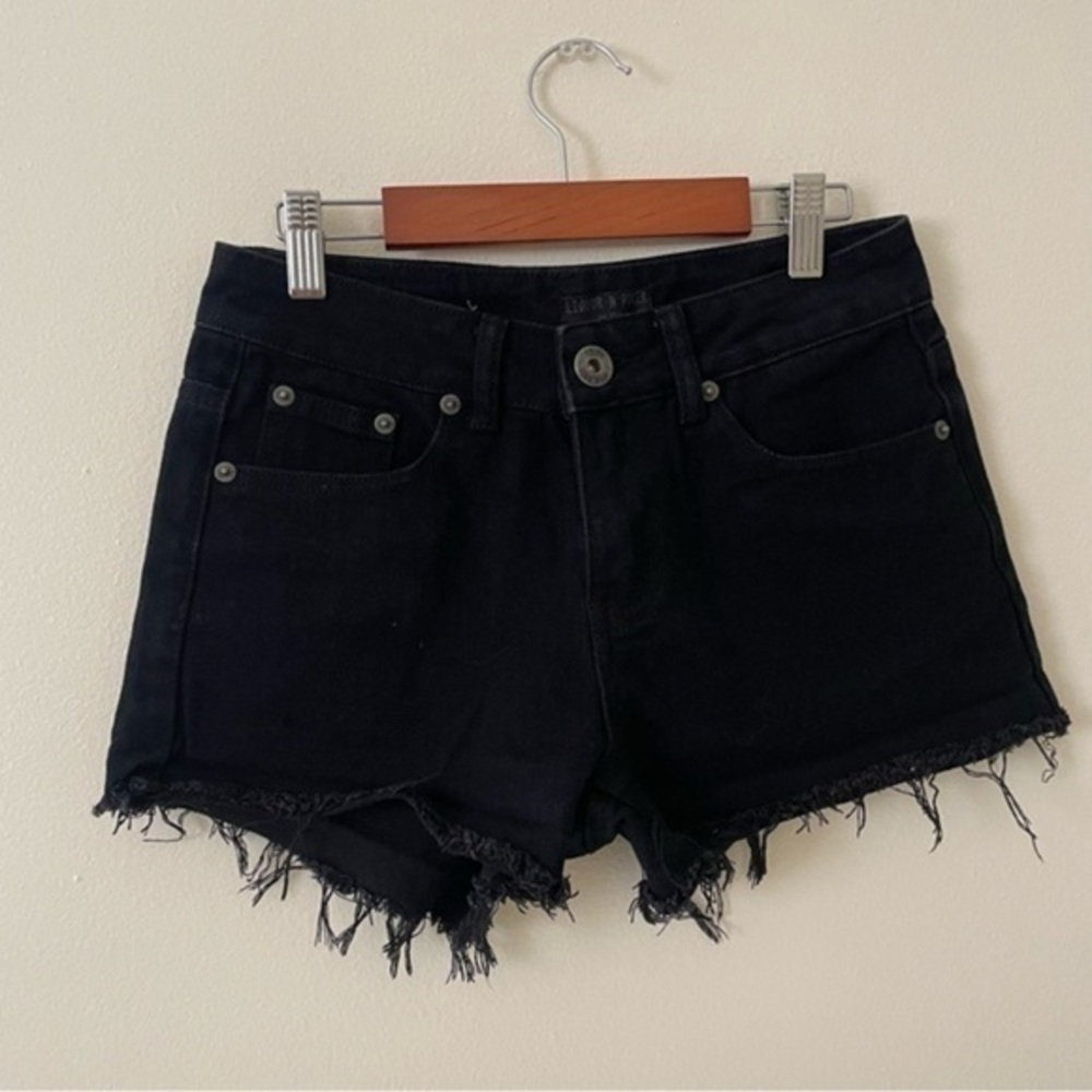Like New LIQUOR N POKER Black Denim Frayed Hem Women Shorts